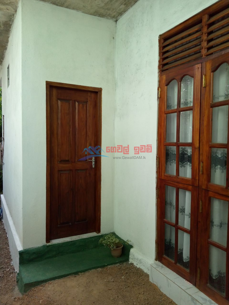 Room for rent in piliyandala 