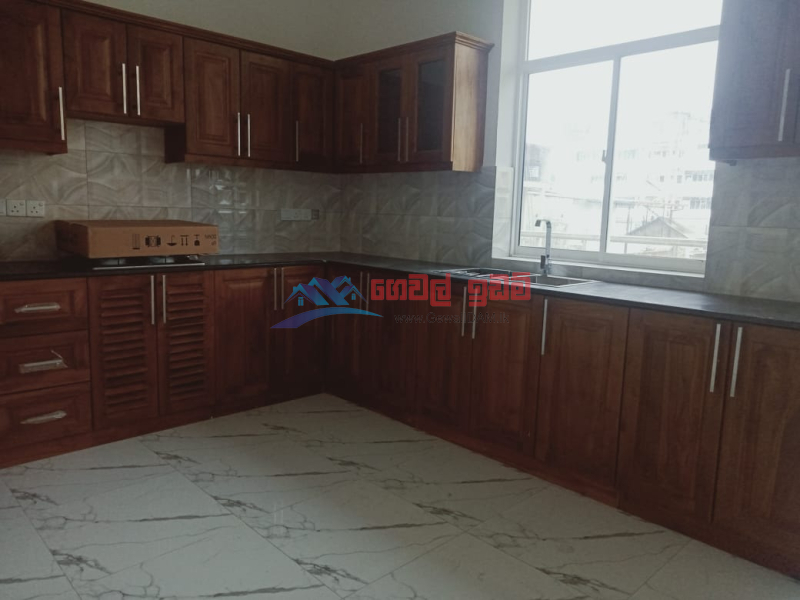Saraj Tower - 3 Rooms Unfurnished Apartment for Sale (A16186)