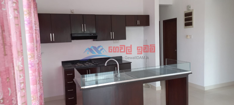 Vantage Residencies - 03 Rooms Unfurnished Apartment for Sale (A33026)