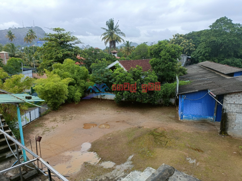 Exclusive commercial plot in the heart of Kurunegala city 
